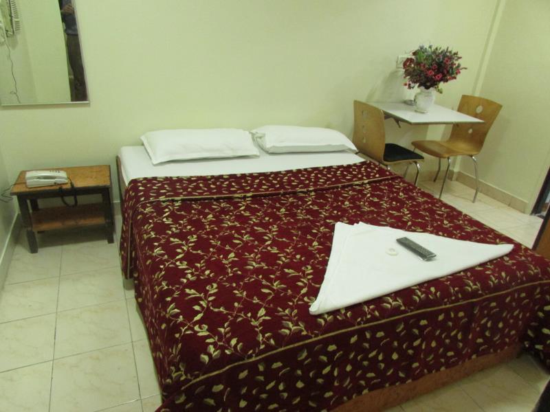 Oyo 1458 Hotel Prince Palace 孟买 外观 照片